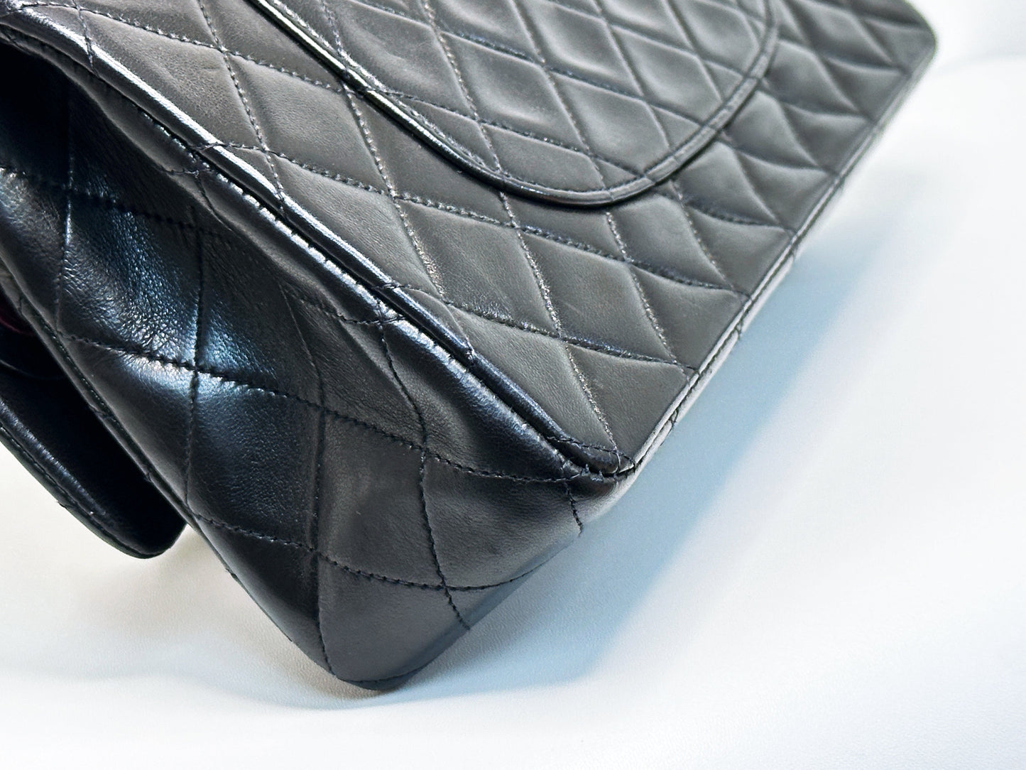 Chanel Vintage Black Quilted Lambskin Medium Classic Double Flap Bag 2843 holo card