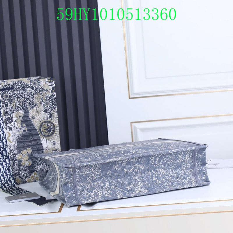 Christian Dior Luxury Bag - The Tote   214