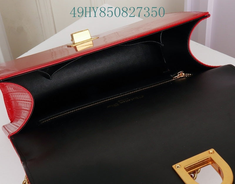 Christian Dior Luxury - The Tote   650