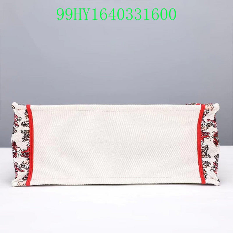 Christian Dior Luxury Bag - The Tote   308