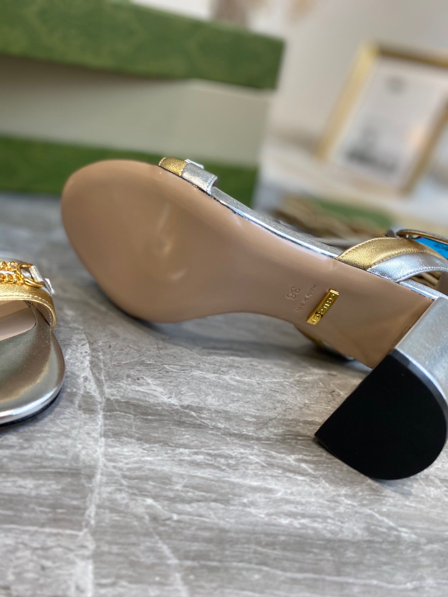 SE553 Size 4-9 Heels:7.5cm Material: Cowhide Lining: Sheep skin Sole: Italian leather