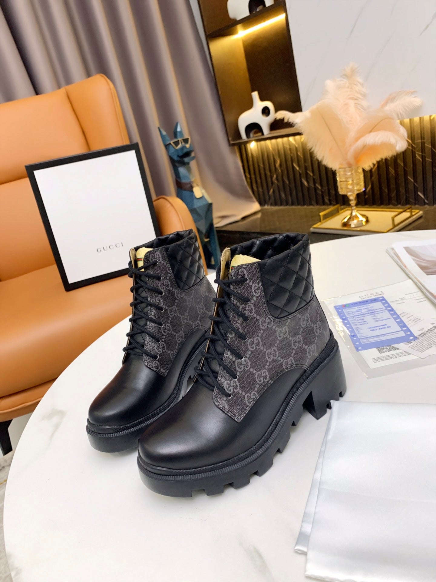 SE675 Size 4-11 Heels:6cm Material: Cowhide Lining: Cowhide Sole: Rubber