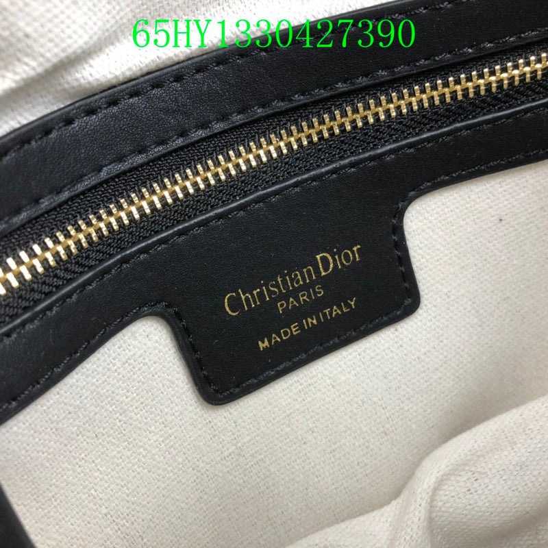 Christian Dior Luxury - The Tote   451