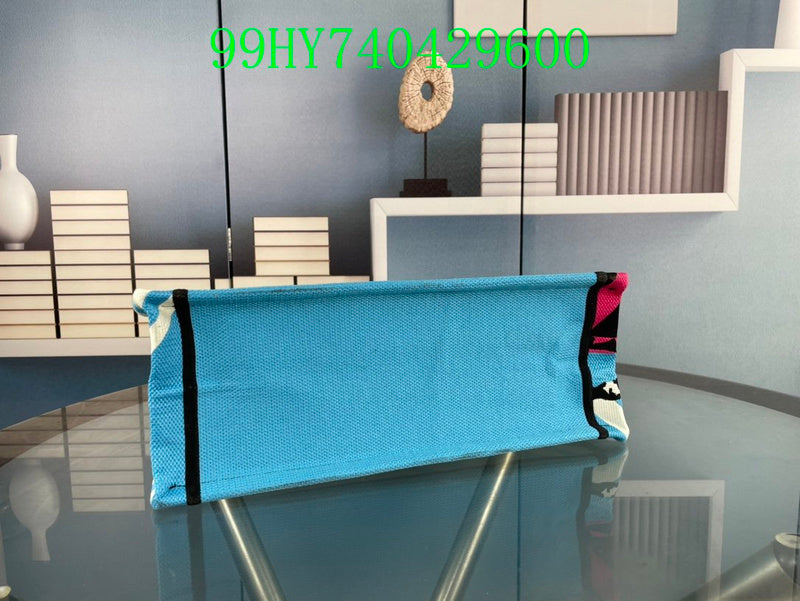 Christian Dior Luxury Bag - The Tote   305