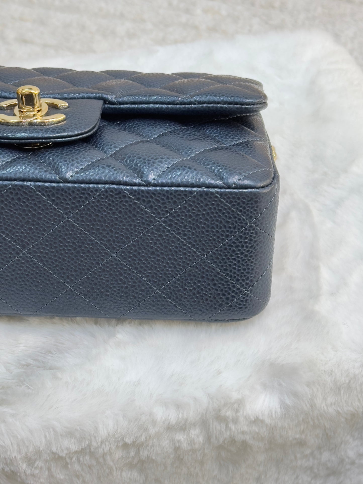 CHANEL Pearly Caviar Quilted Mini Rectangular Flap Navy Blue 18S
