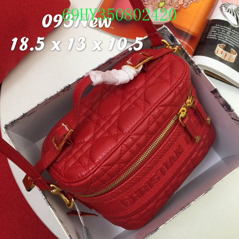 Christian Dior Luxury - The Tote   672