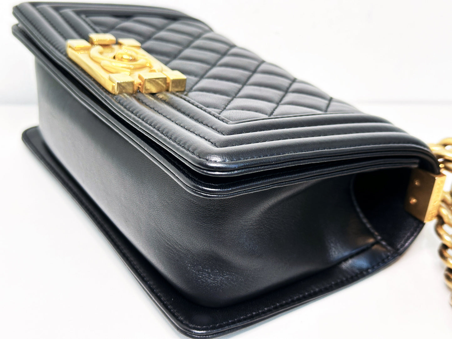 CHANEL SMALL BOY BAG CAVIAR BLACK GHW 2457 holo card