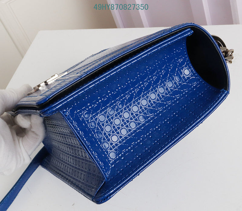 Christian Dior Luxury - The Tote   642