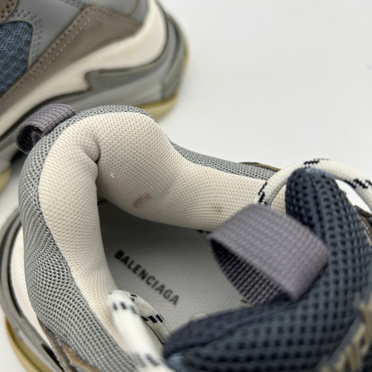 Balenciaga Triple S Gray Shoes in Grey, US Men`s Size 9 24080810