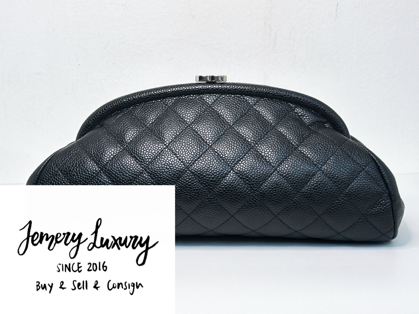 Chanel Quilted Timeless Kisslock Clutch Black Caviar holo 1193