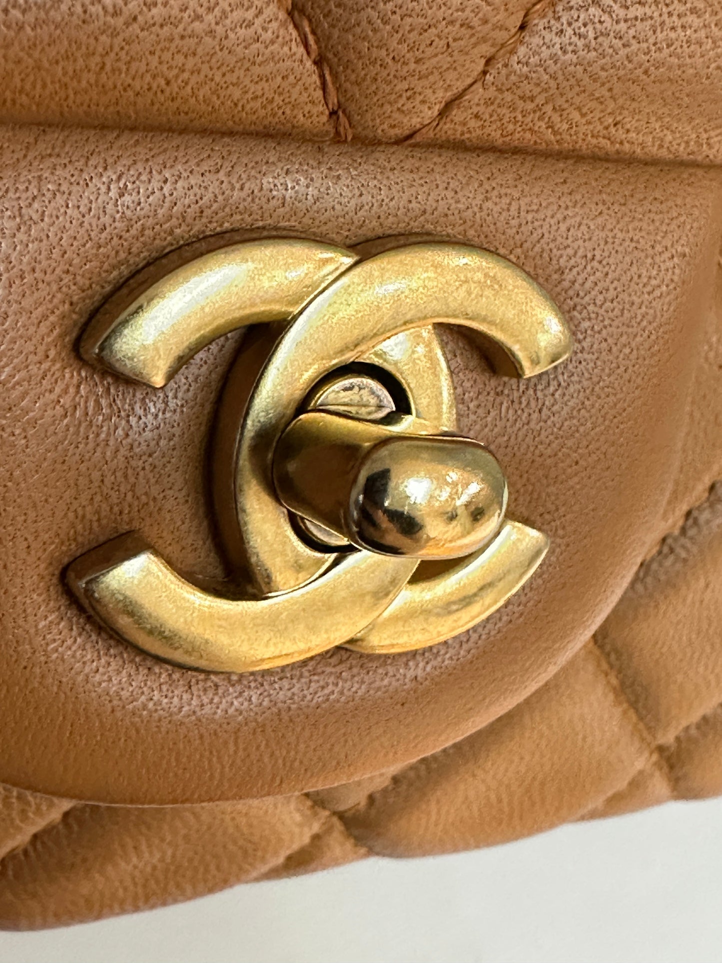Chanel Lambskin Valentine Charms Small Flap Beige 1427 holo card