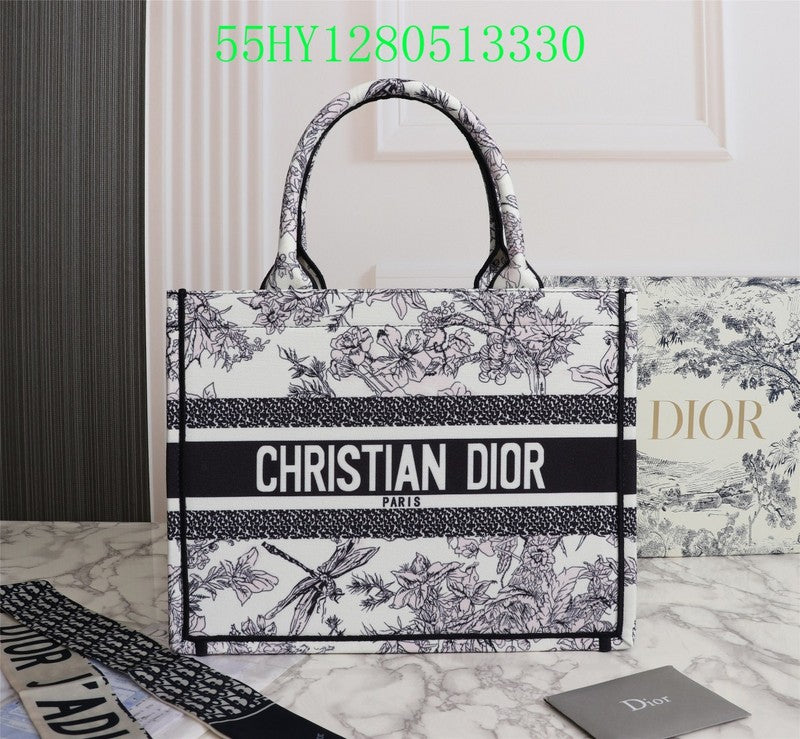 Christian Dior Luxury Bag - The Tote   195