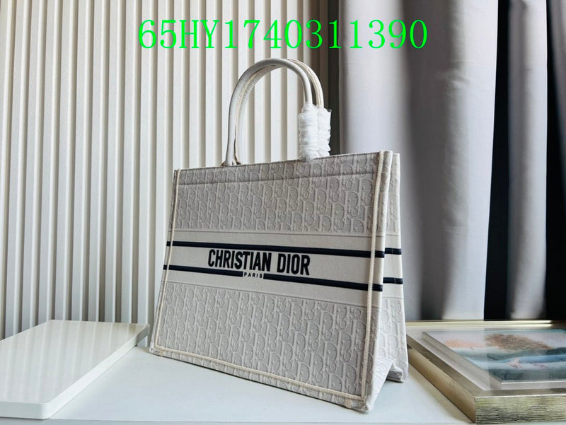 Christian Dior Luxury Bag - The Tote   228