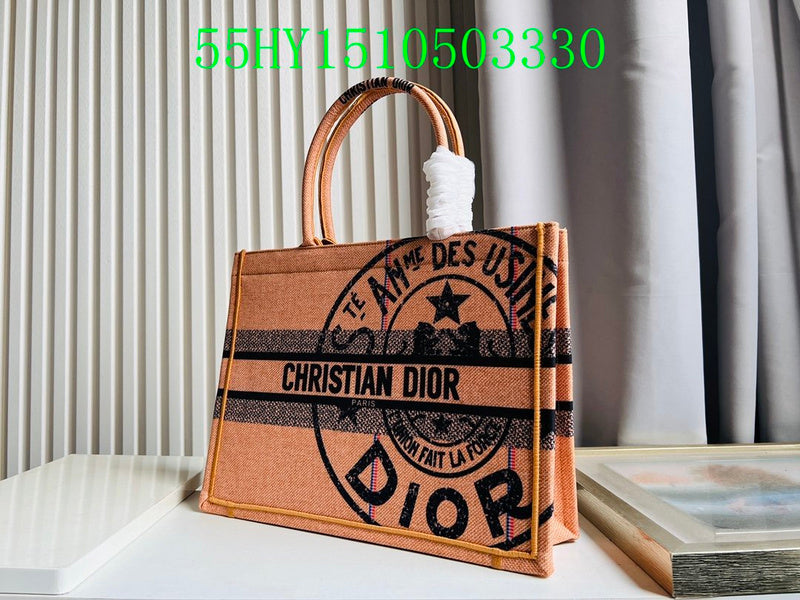 Christian Dior Luxury Bag - The Tote   293