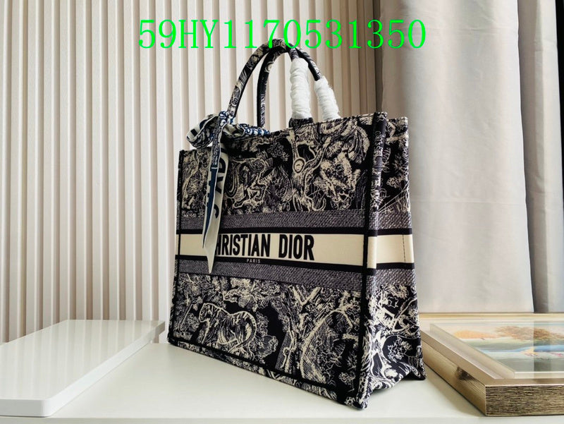 Christian Dior Luxury Bag - The Tote   248