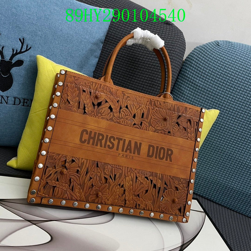 Christian Dior Luxury Bag - The Tote   320