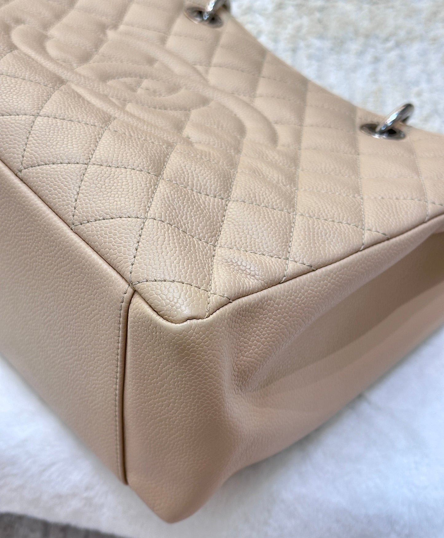 Chanel GST Beige Caviar Shw Bag