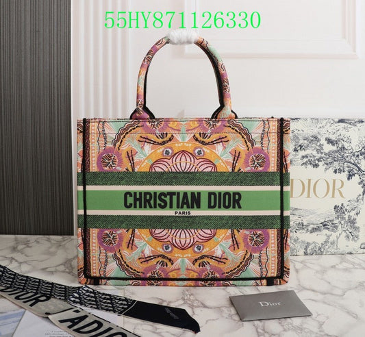 Christian Dior Luxury Bag - The Tote   229