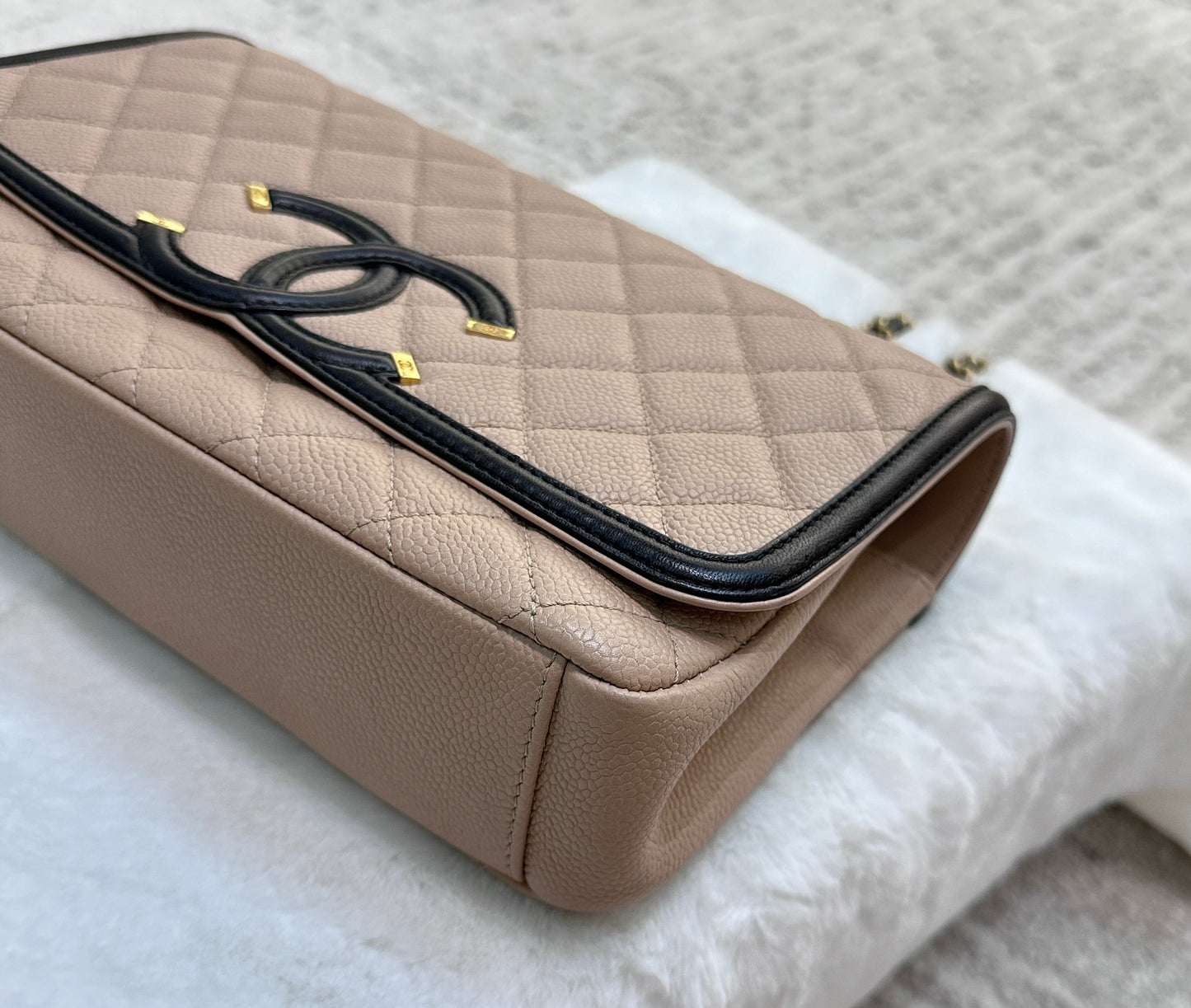 CHANEL Caviar Quilted Medium CC Filigree Flap Beige Black
