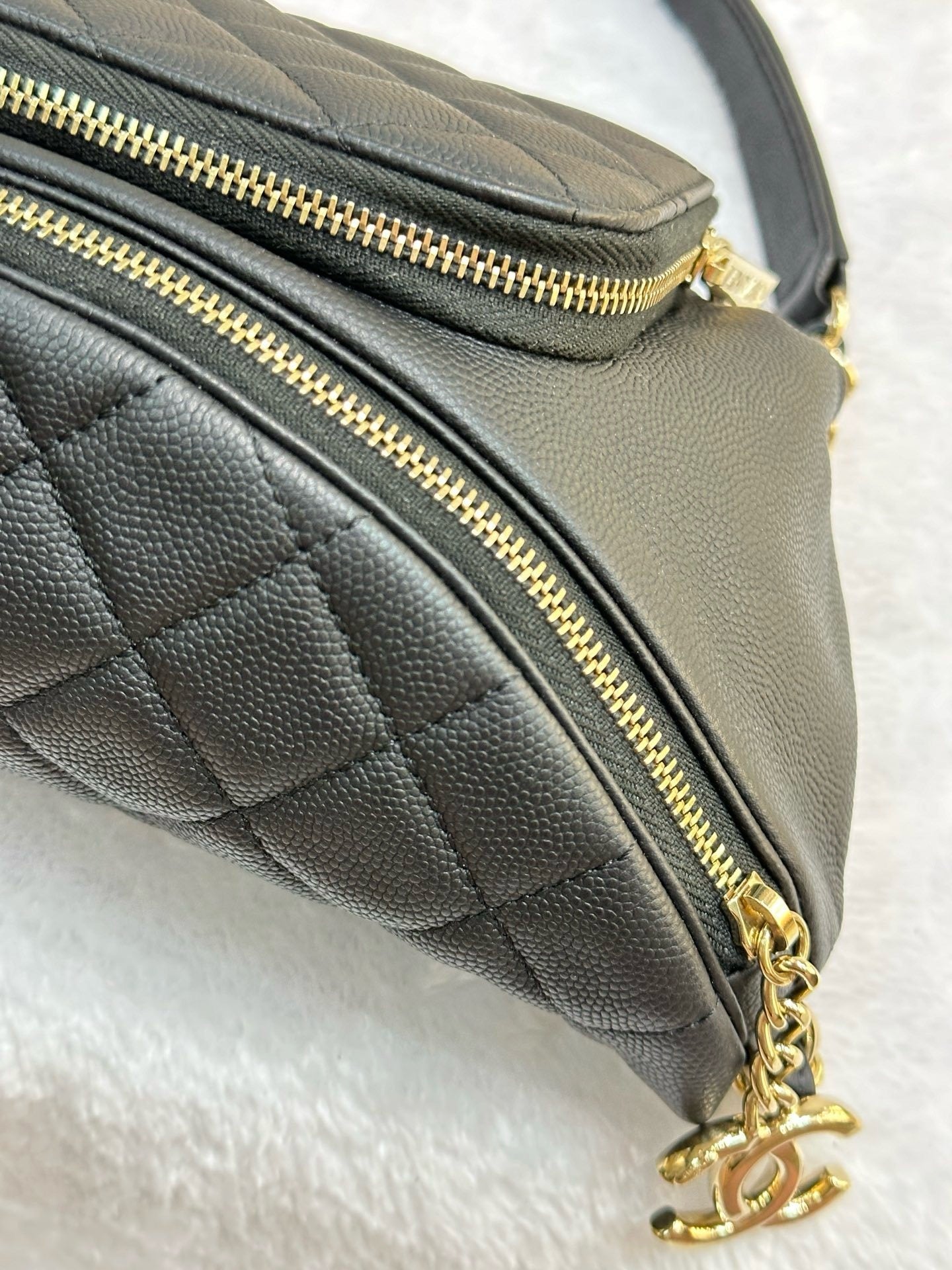 Chanel Black Quilted Caviar Leather Business Affinity Waist Belt Bag 27 holo card