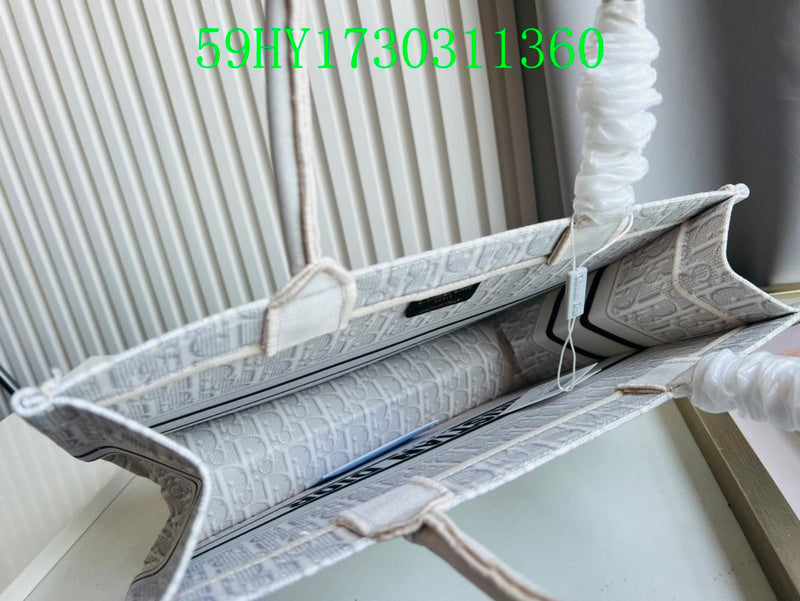 Christian Dior Luxury Bag - The Tote   227