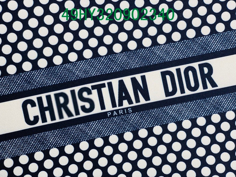 Christian Dior Luxury Bag - The Tote 360