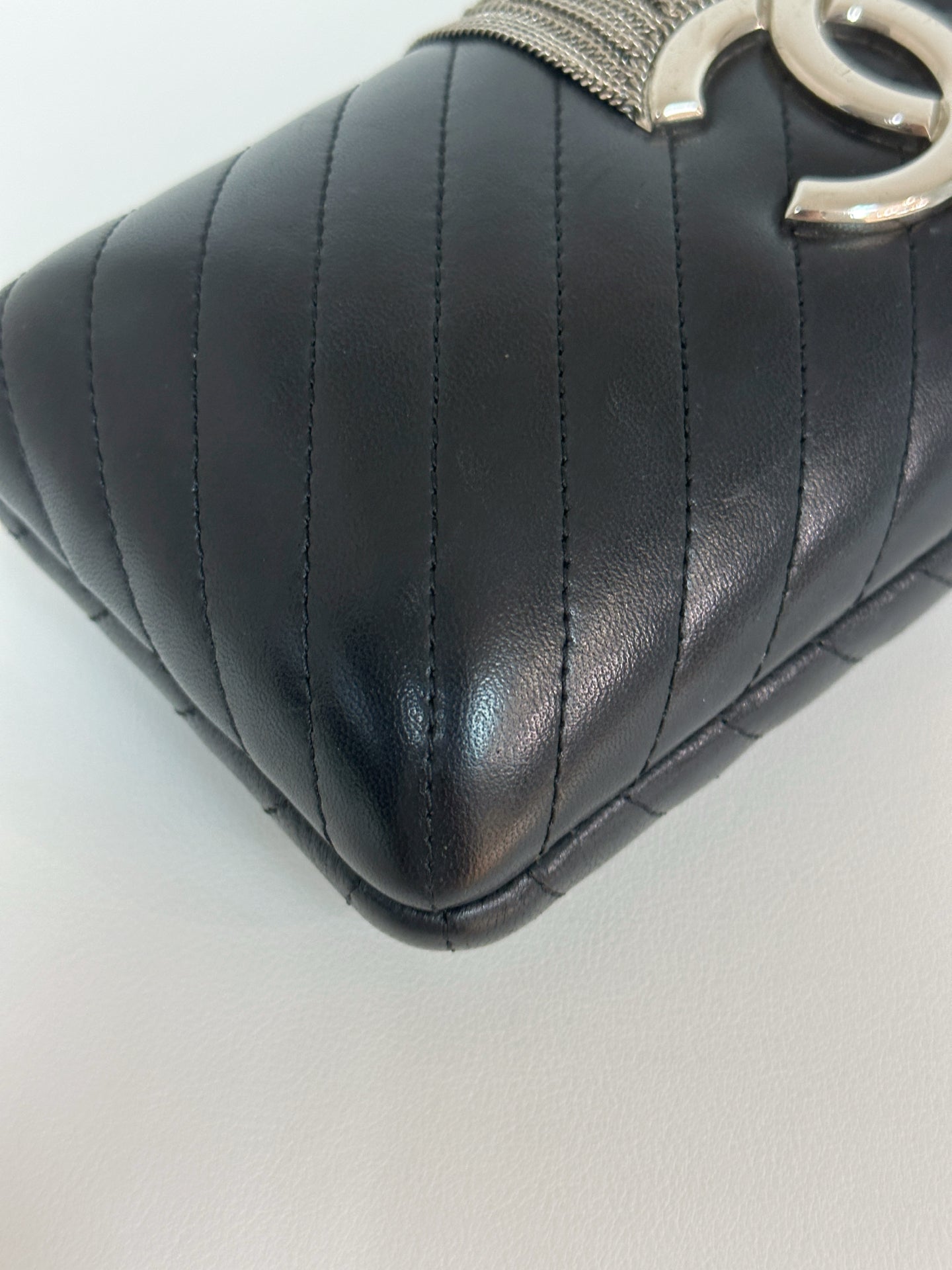 Chanel Chevron Metallic Fringe Clutch 2572 holo card