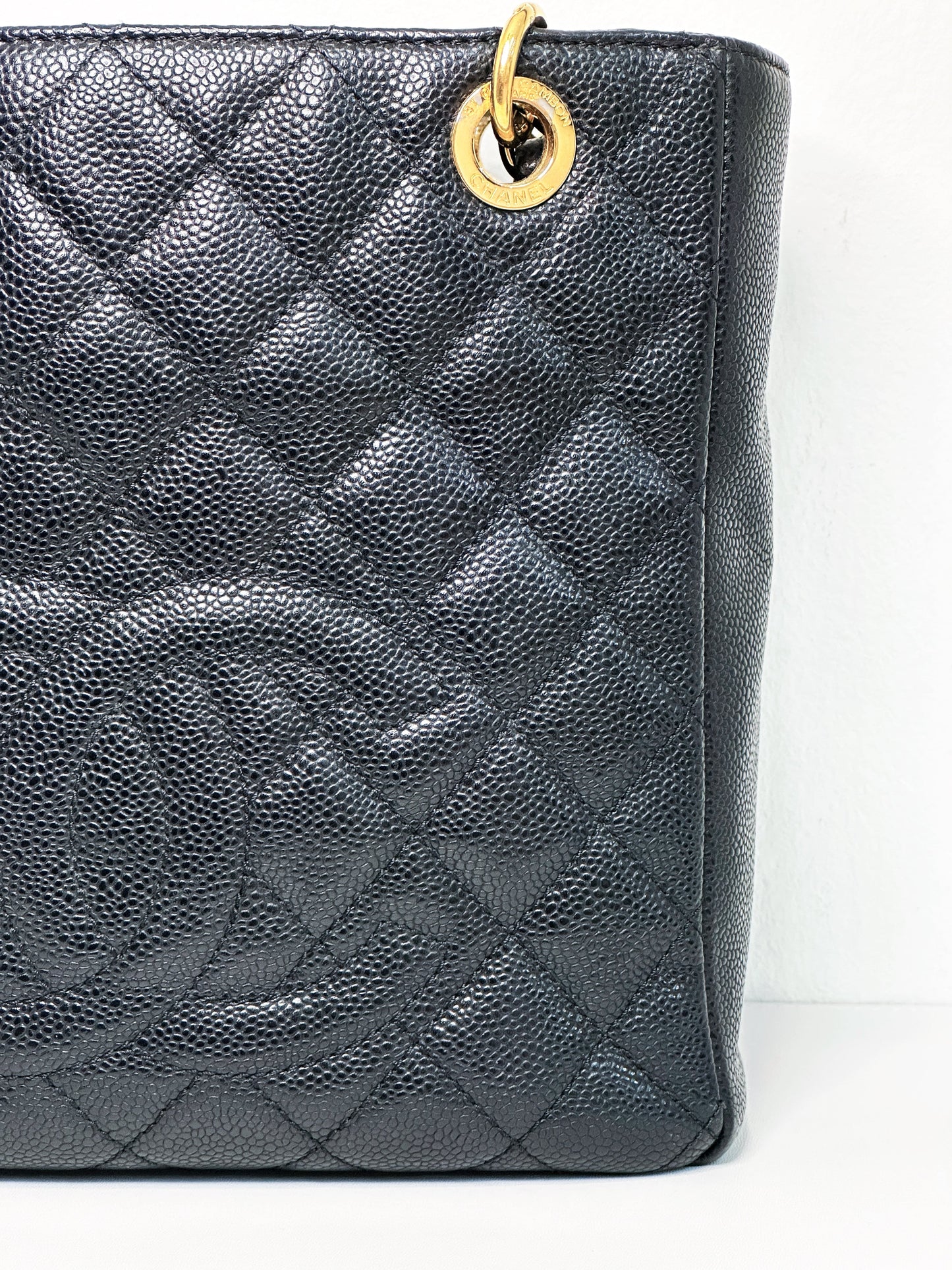 Chanel Caviar Quilted Petit Shopping Tote PST Black 1506 holo card