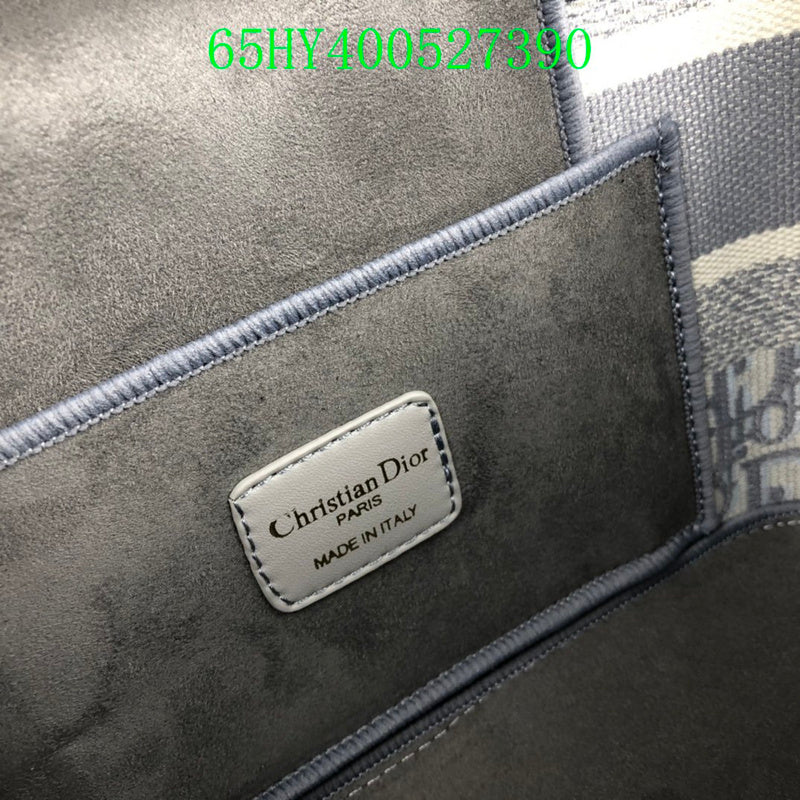 Christian Dior Luxury - The Tote   676
