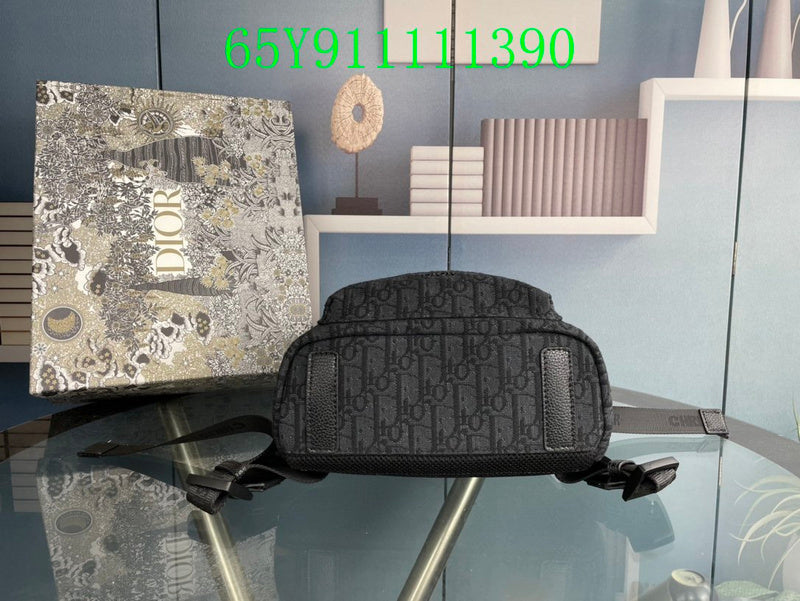 Christian Dior Luxury - The Tote   707