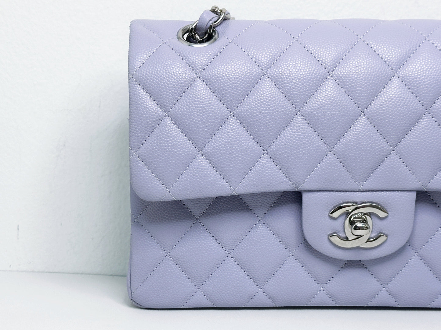 Chanel Small Caviar Quilted Double Flap Lavender 21K SHW UEAA microchip