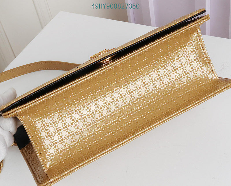 Christian Dior Luxury - The Tote   647