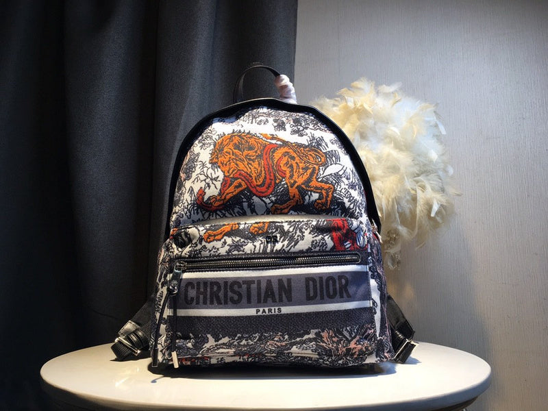 Christian Dior Luxury - The Tote   765