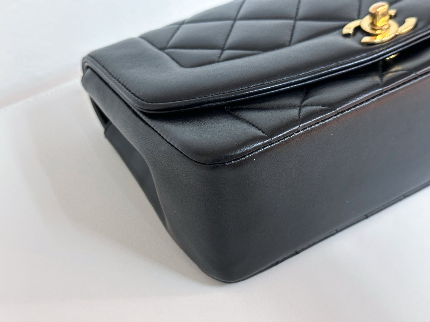 Chanel Small Vintage Diana Lambskin Should Flap Bag Black 3541 holo card