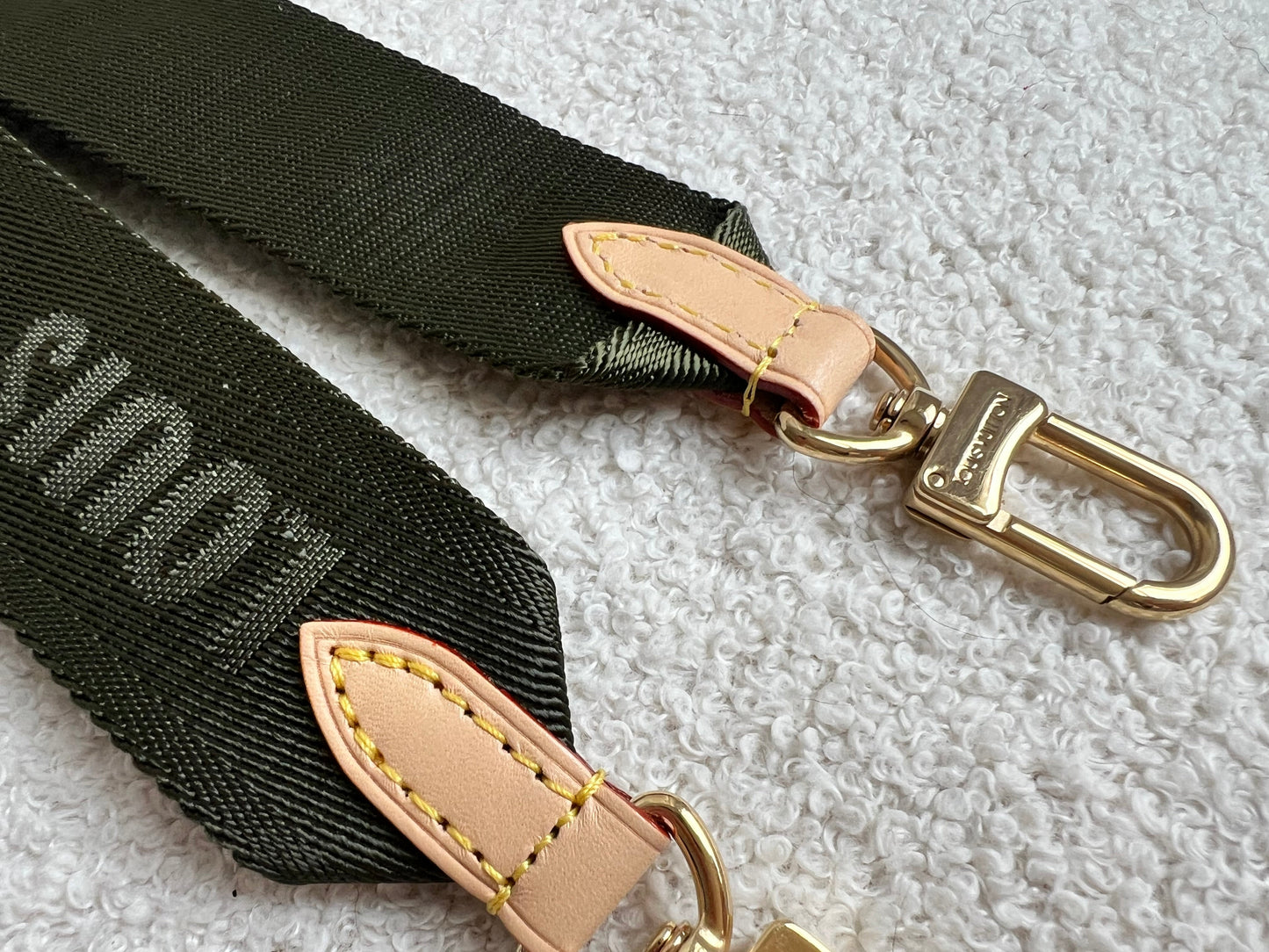 Louis Vuitton Canvas Bandouliere Strap
