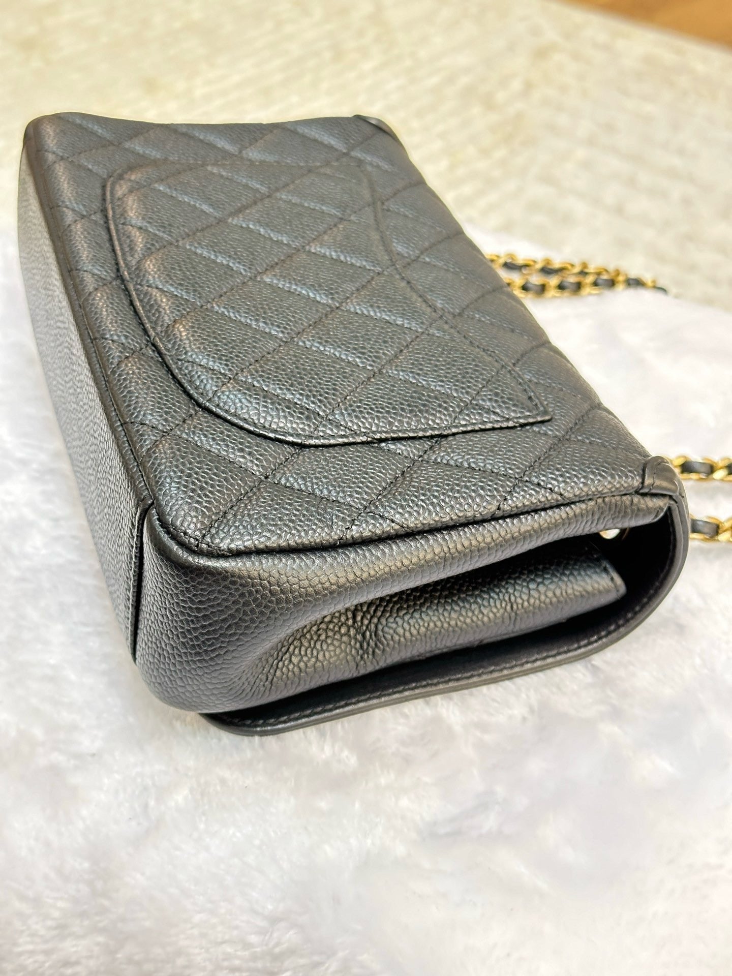 Chanel Small Caviar Quilted CC Filigree Flap Black GHW 2478 holo card