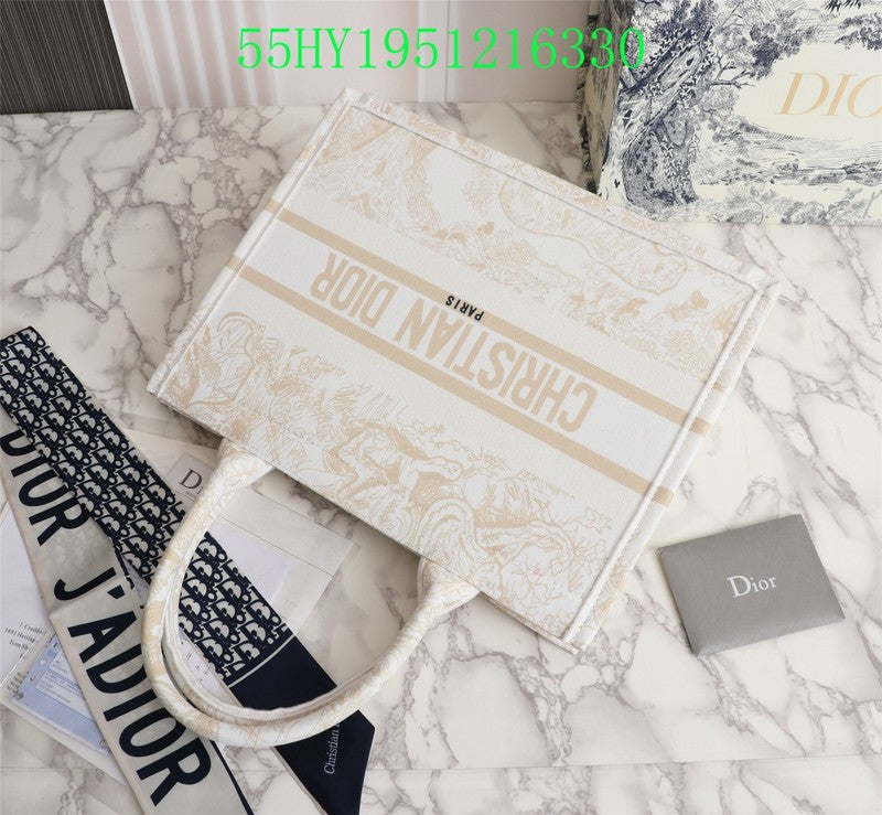 Christian Dior Luxury Bag - The Tote   319