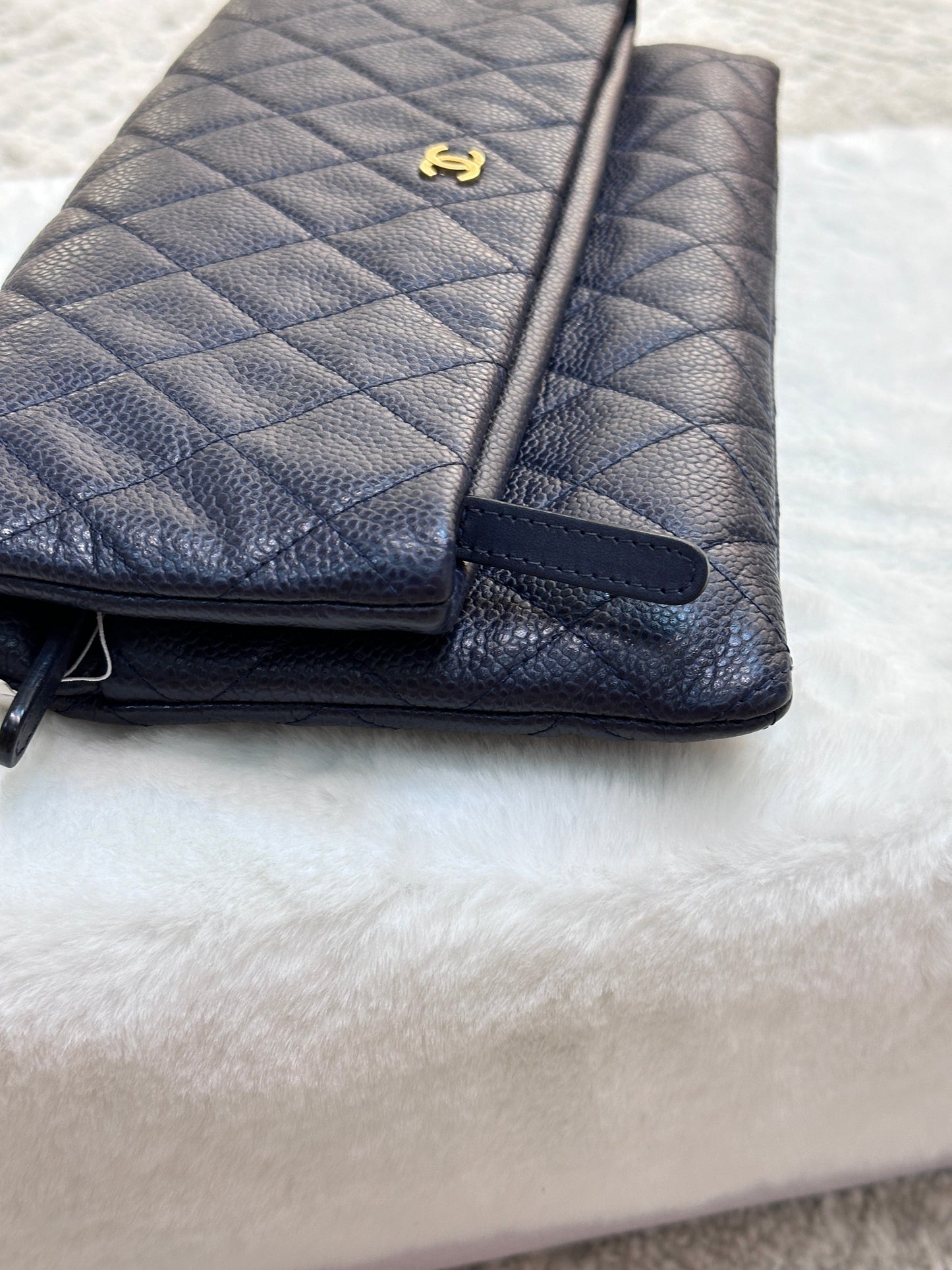 Chanel Beauty CC Clutch Quilted Caviar Blue