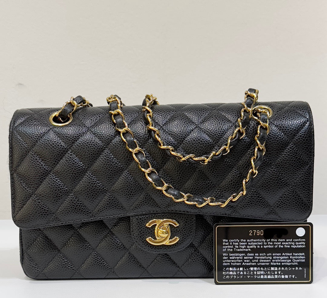 Chanel Medium Classic Quilted Caviar Double Flap Black GHW 2790 holo card
