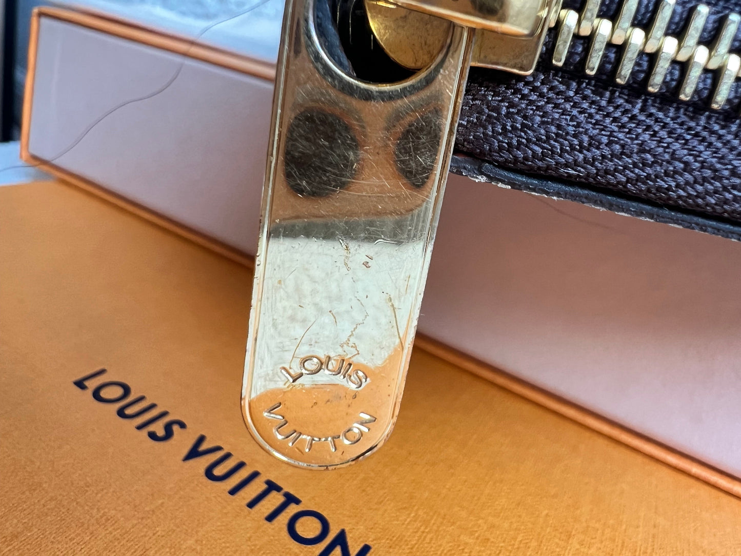 Louis Vuitton Zippy Wallet in Monogram (RRP £580)