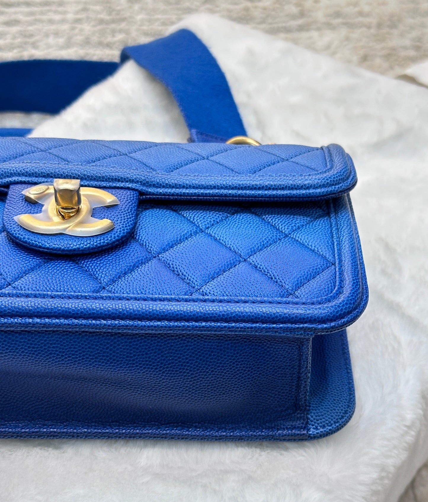 CHANEL Caviar Quilted Small Sunset On The Sea Flap Blue