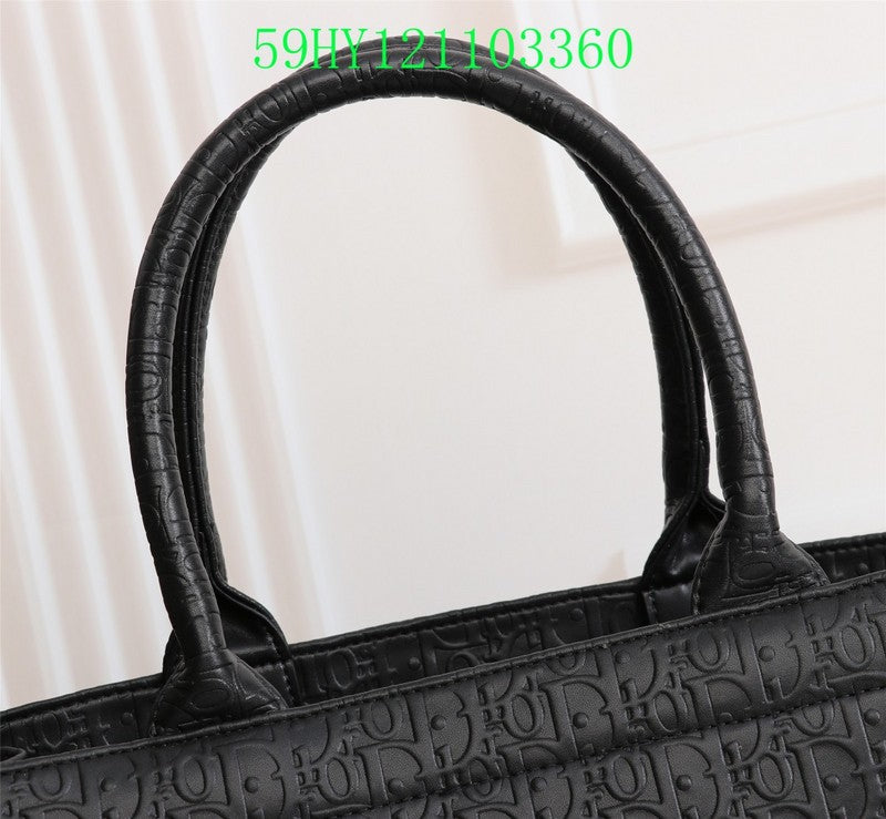 Christian Dior Luxury Bag - The Tote   236