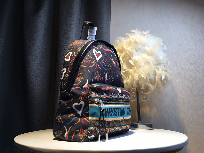 Christian Dior Luxury - The Tote   760