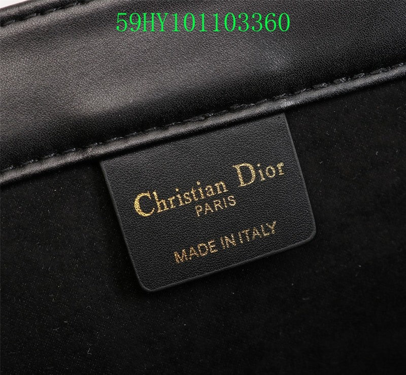 Christian Dior Luxury Bag - The Tote   241