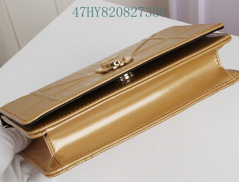 Christian Dior Luxury - The Tote   654