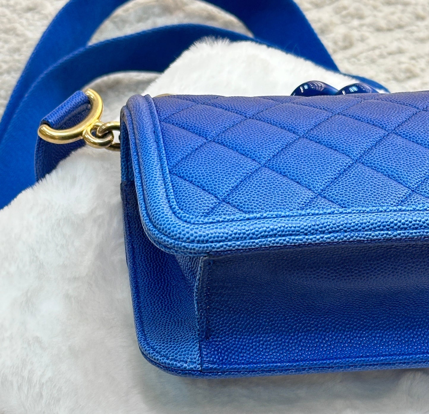 CHANEL Caviar Quilted Small Sunset On The Sea Flap Blue