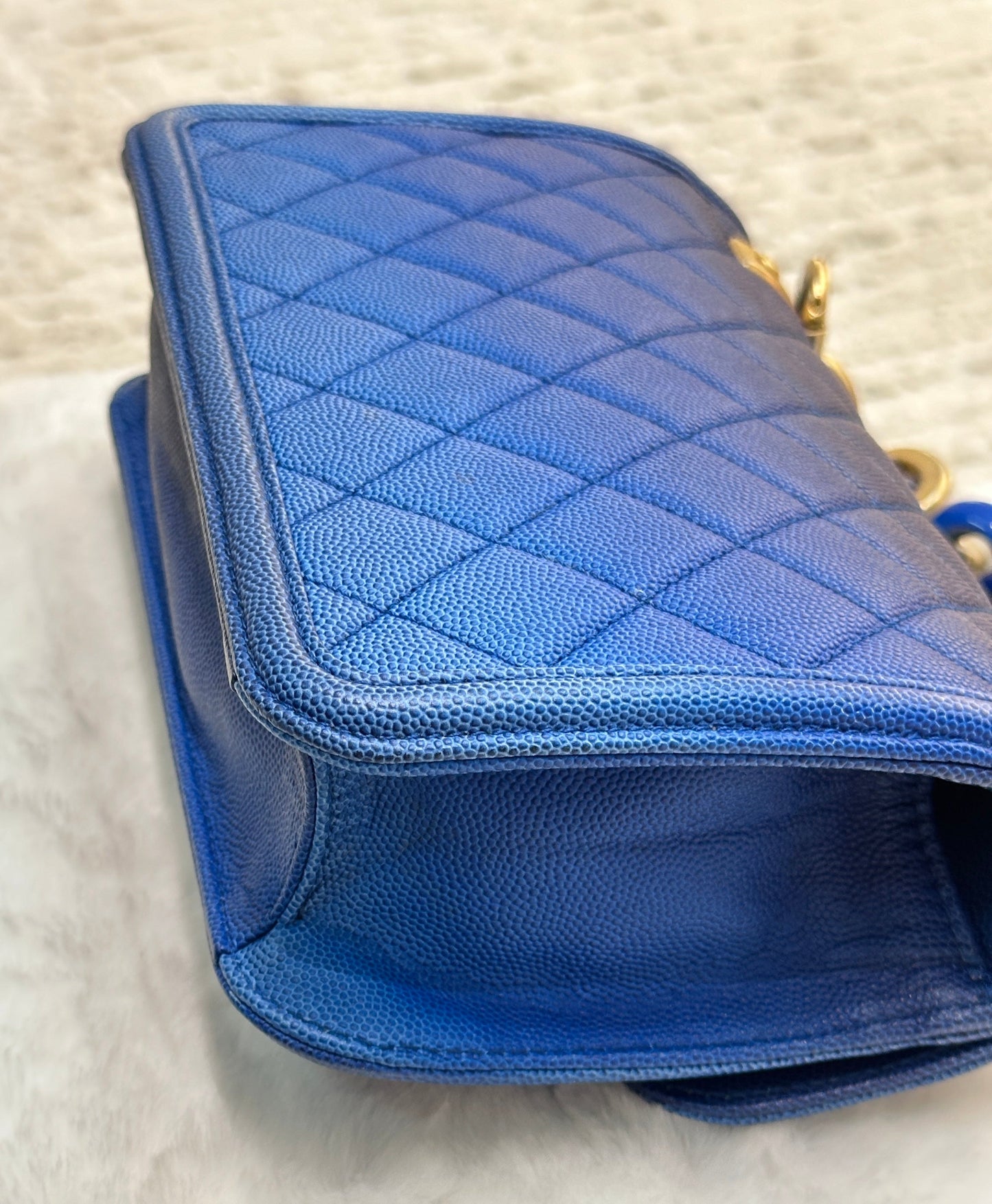CHANEL Caviar Quilted Small Sunset On The Sea Flap Blue