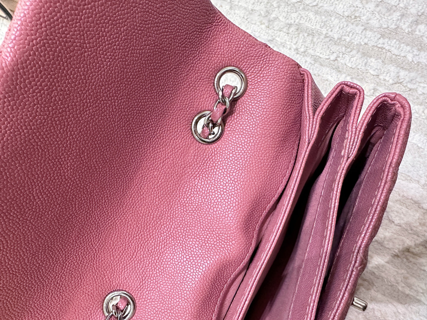 CHANEL Caviar Quilted Small Urban Companion Flap Pink