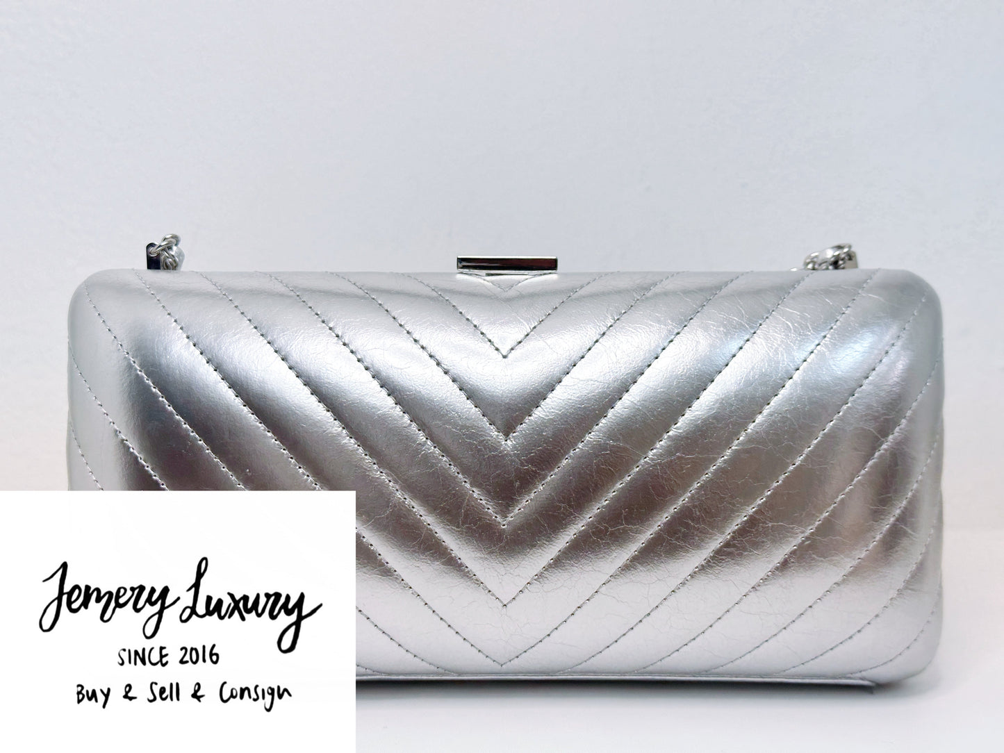 Chanel Silver Chain Fringe Leather Clutch Bag Silvery 2572 holo