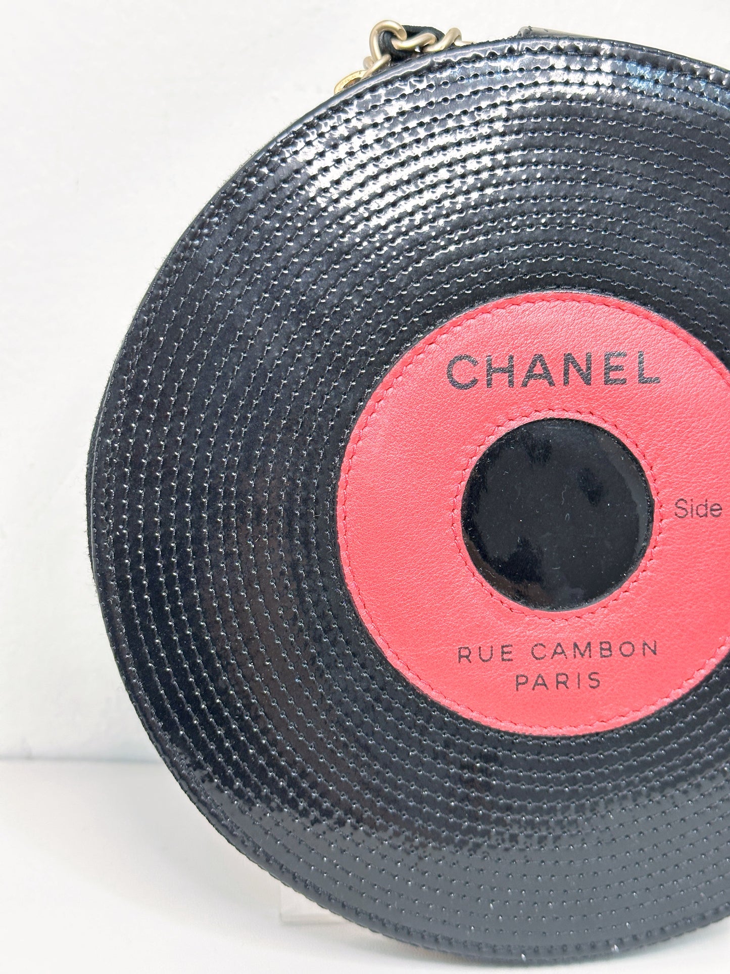Chanel Record Chain Bag in Patent Leather Black Red 8954 holo
